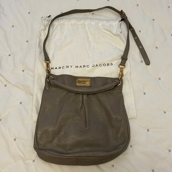 Marc by Marc Jacobs - Classic Q Hillier Hobo - Picture 2 of 14